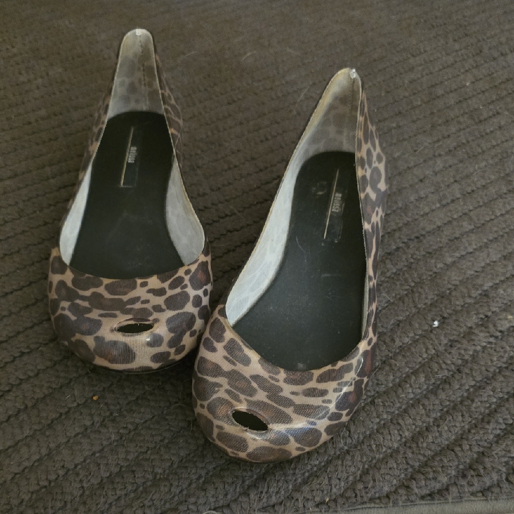 Melissa Jelly Women's Leopard Print Peep Toe Flats- super Comfy Made In Brazil